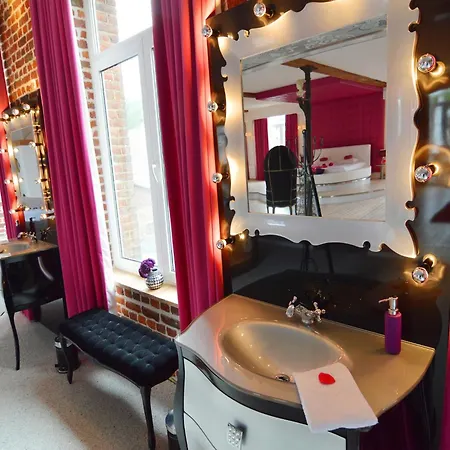 Cozy With Pool & Nature Διαμέρισμα Ensival