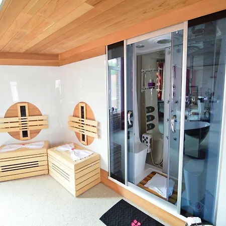 Διαμέρισμα Cozy With Pool & Nature *