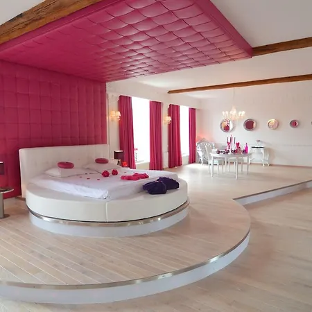 Lägenhet Lush In With Sauna *