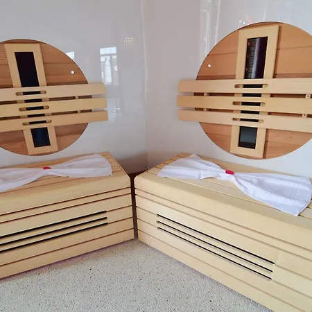 Lush In With Sauna *
