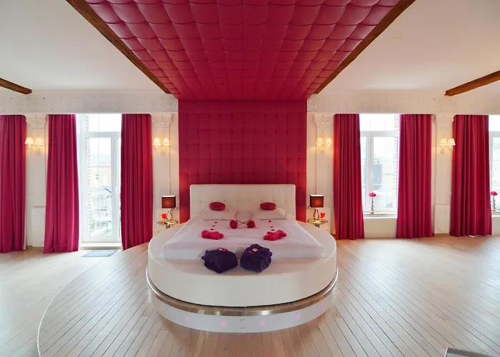 Апартаменты Cozy With Pool & Nature Ensival